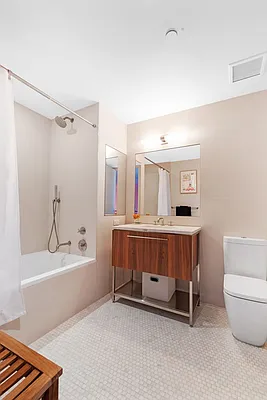 Rented by Compass | media 48