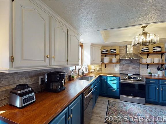 4th image of 651 Foxhead Shores Dr