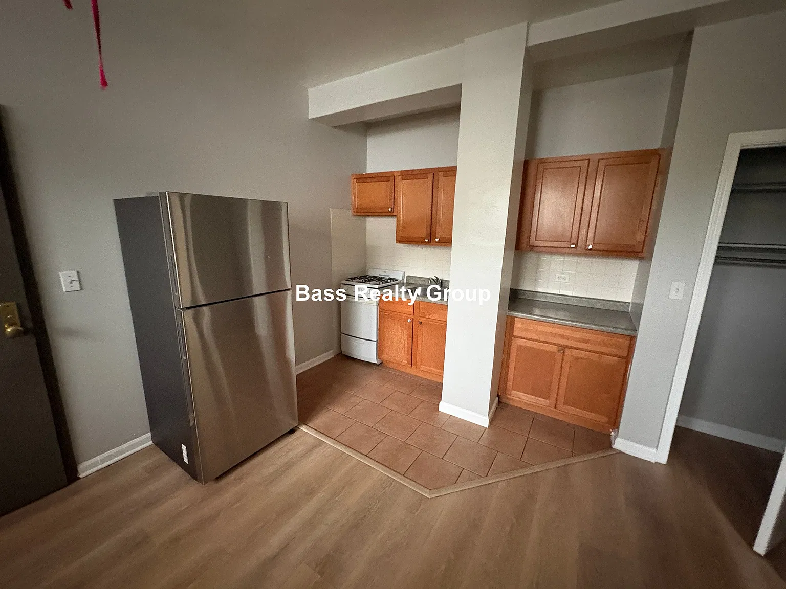 1 bed, 1.0 bath, $1,225 — Photo 4