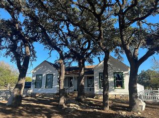 543 Narrows Rd, Blanco, TX 78606