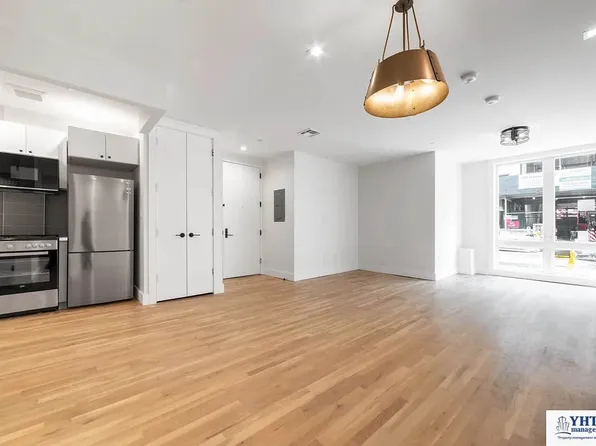153 Erasmus Street image 1 of 6