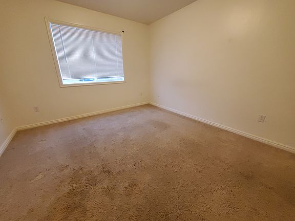 5th image of 3124 Chasewood Dr APT 3