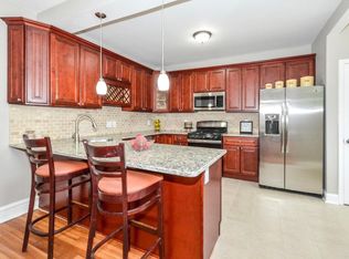 102 Diane Ave, Delran, NJ 08075