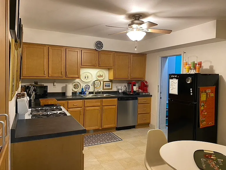 4743 Butler St #1 — Photo 6
