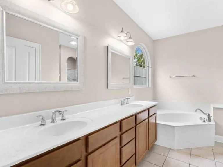 101 Kessinger Dr — Photo 23