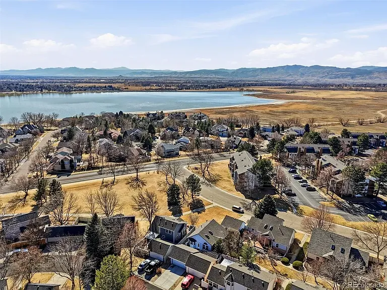 The Shores neighborhood by Lake McIntosh. Just a 3 minute walk with stunning views of the mountains
