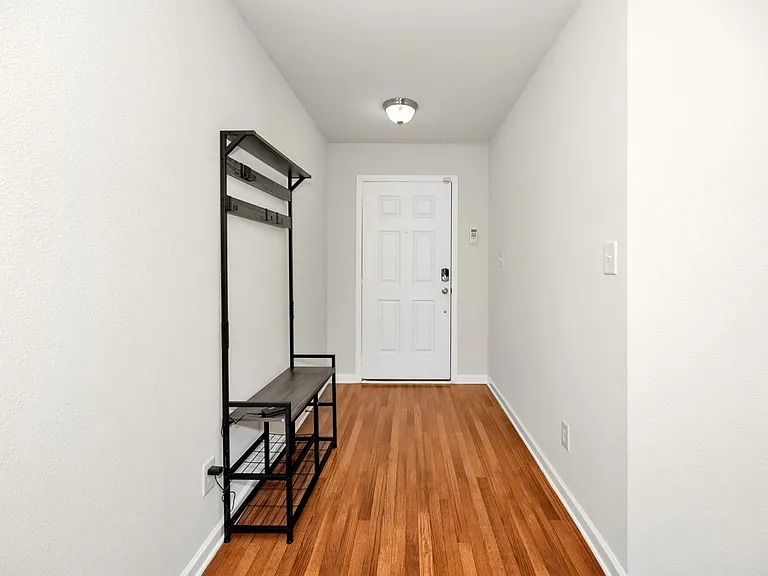 15385 Mill Valley Dr — Photo 3