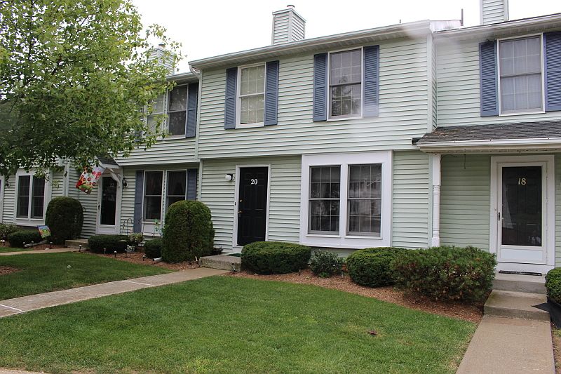 1st image of 20 Liberty Ln #107