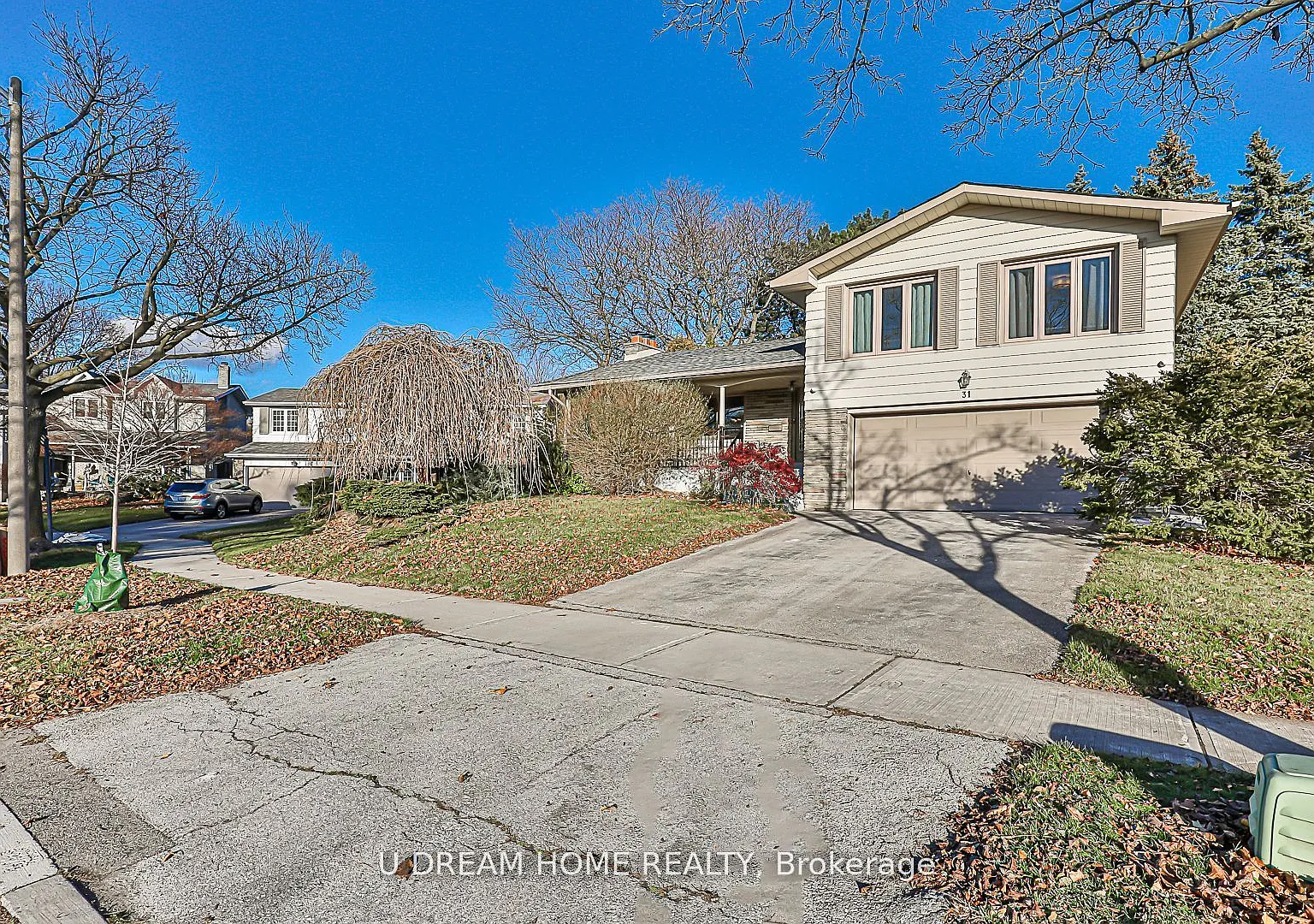 3 bed, $4,900 — Photo 2