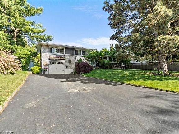 5th image of 14 Lynnwood Ave