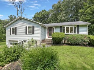 37 Dawson Rd, Worcester, MA 01602