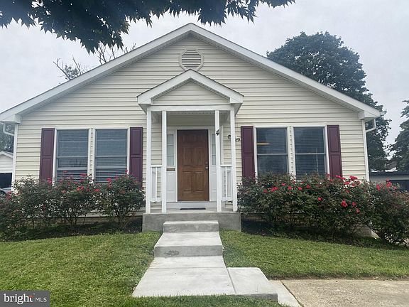 3rd image of 4 Wolf Ave