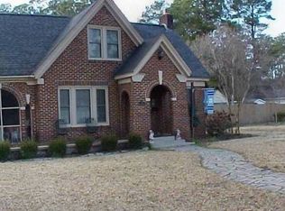 900 Carey Rd, Kinston, NC 28501