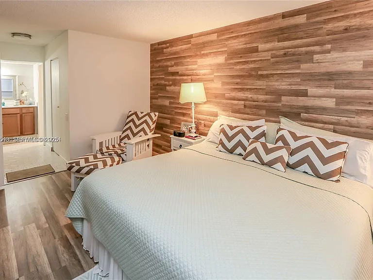 9150 Lime Bay Blvd #212 — Photo 13