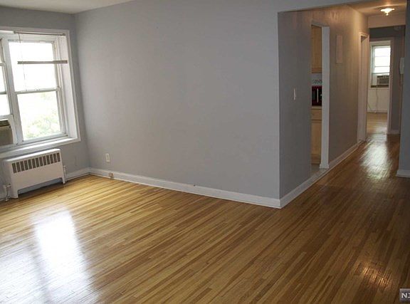 2nd image of 2350 Linwood Ave #3H-503H