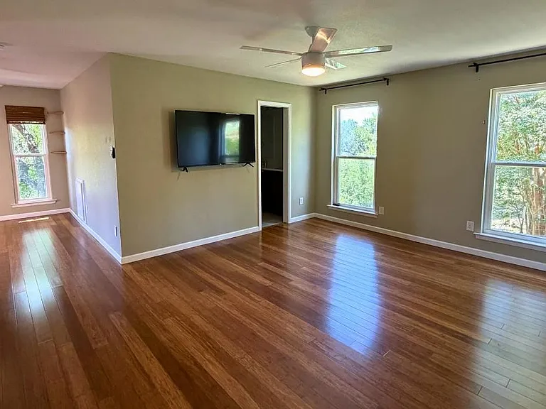 11207 Terrace Bluff Dr — Photo 20