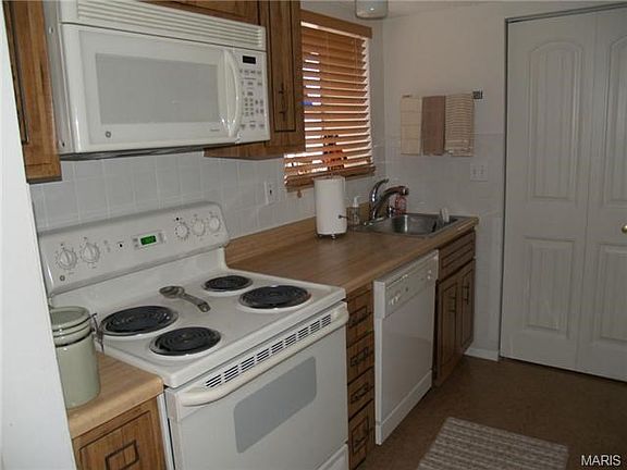 5th image of 2451 Briston Dr