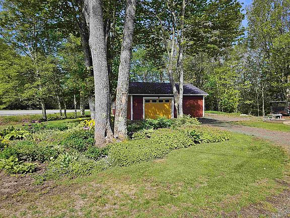 4th image of 12791 Shore Rd E