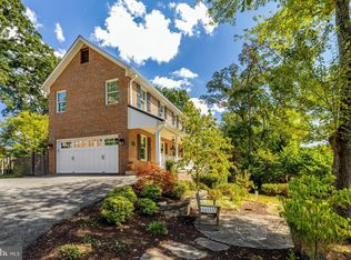 4211 Orchard Dr, Fairfax, VA 22032