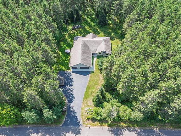 5th image of 2583 Winquist Rd