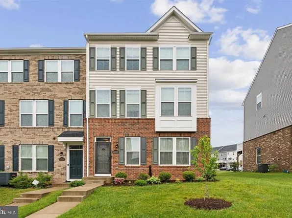 11237 Creek Ford Ter, Manassas, VA 20109