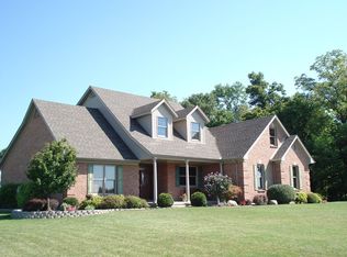 4449 Oakwood Rd, Springfield, OH 45502