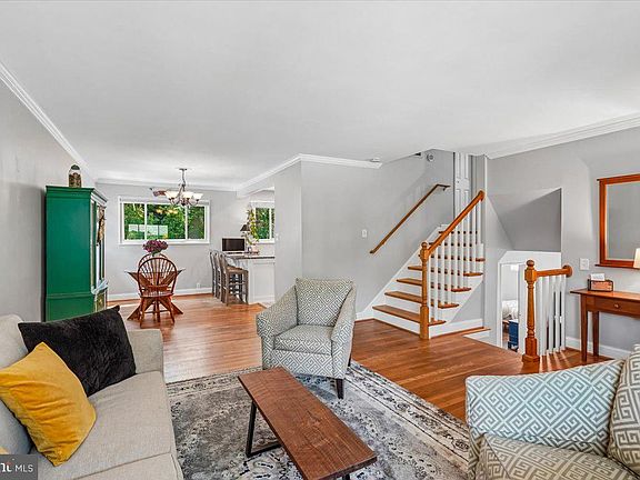 4th image of 11111 Lund Pl