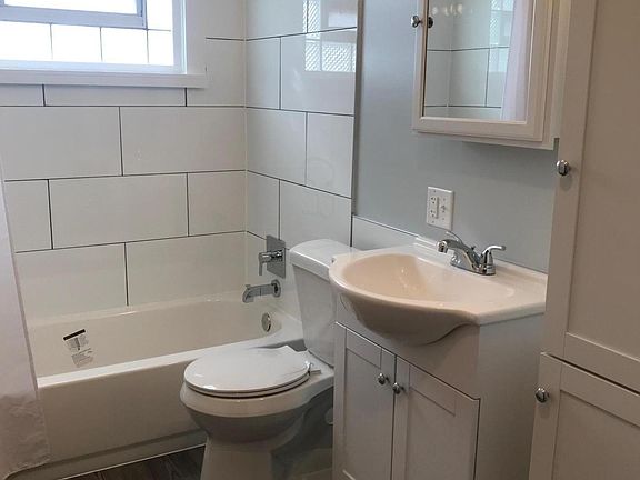 4th image of 4125 Sexton Dr