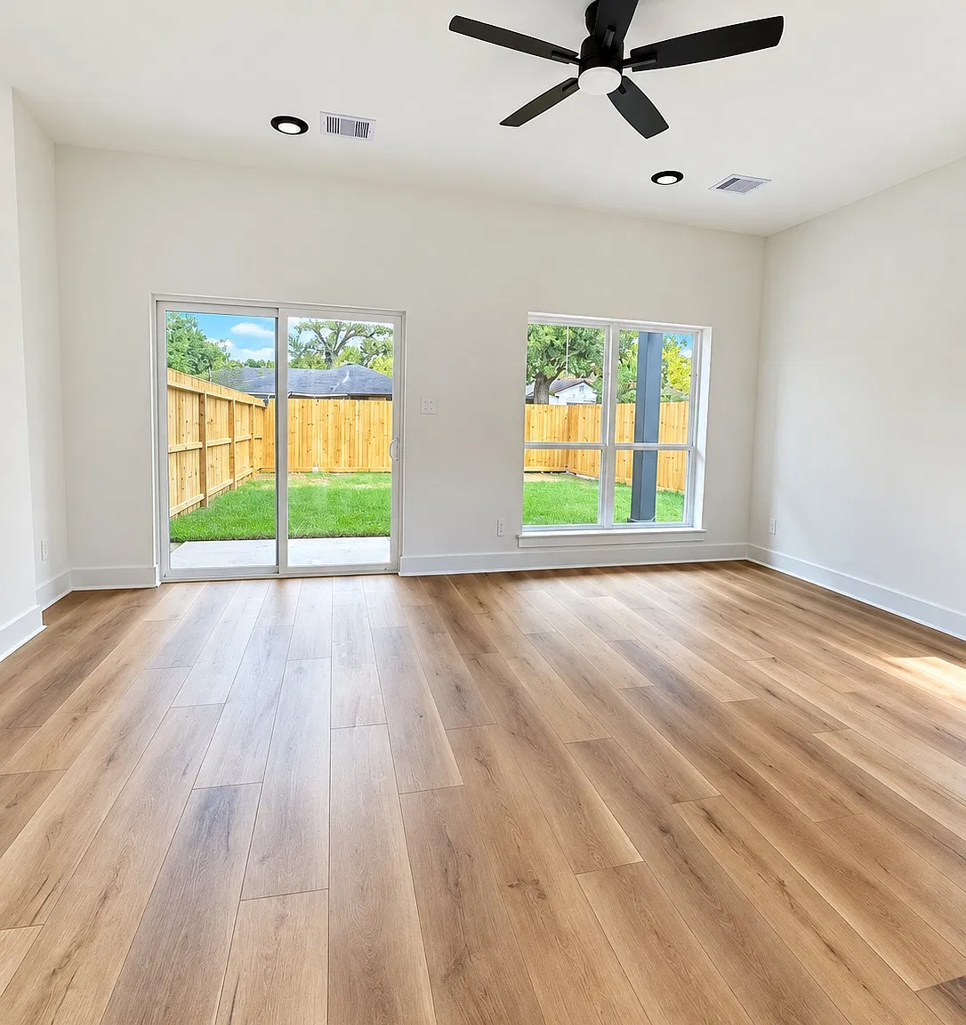 5847 Southwell St — Photo 4