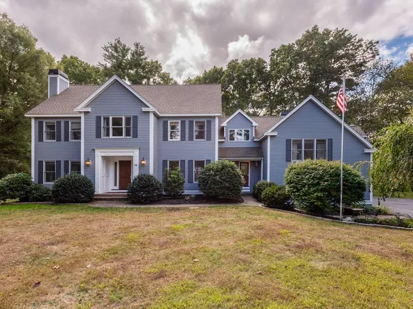 14 Taft Woods Row, South Hamilton, MA 01982