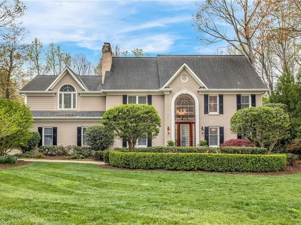 607 Blanton Pl, Greensboro, NC 27408