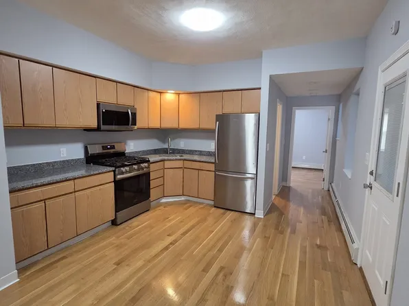 148 Chestnut St, Chelsea, MA