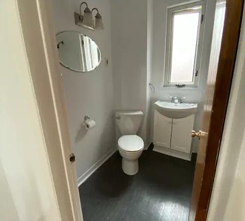 5th image of 68 Spadina Ave #2