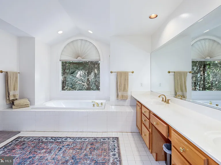9304 Wildoak Dr — Photo 22