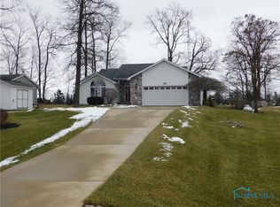 240 Seneca Dr, Montpelier, OH