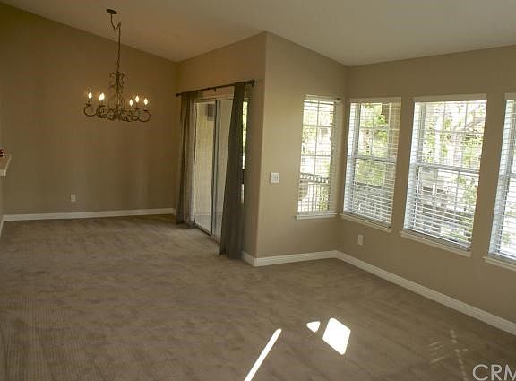 4th image of 33 Hillgate Pl