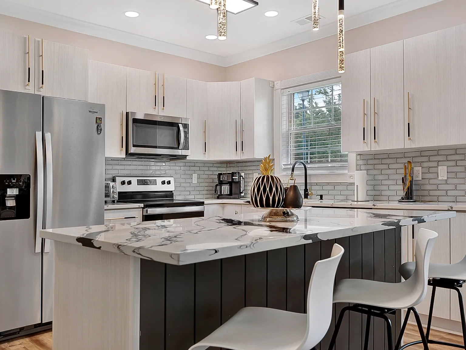 4821 Luster Leaf Cir — Photo 3