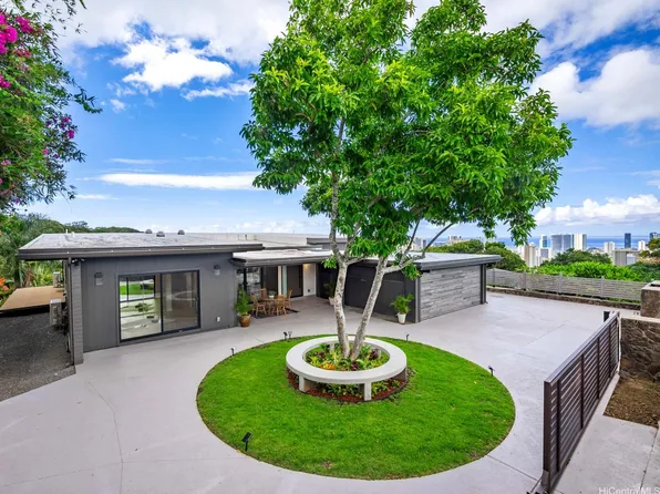 2103 Kalawahine Pl, Honolulu, HI 96822