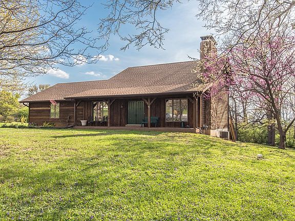 4th image of 1316 Chatillon Estates Dr