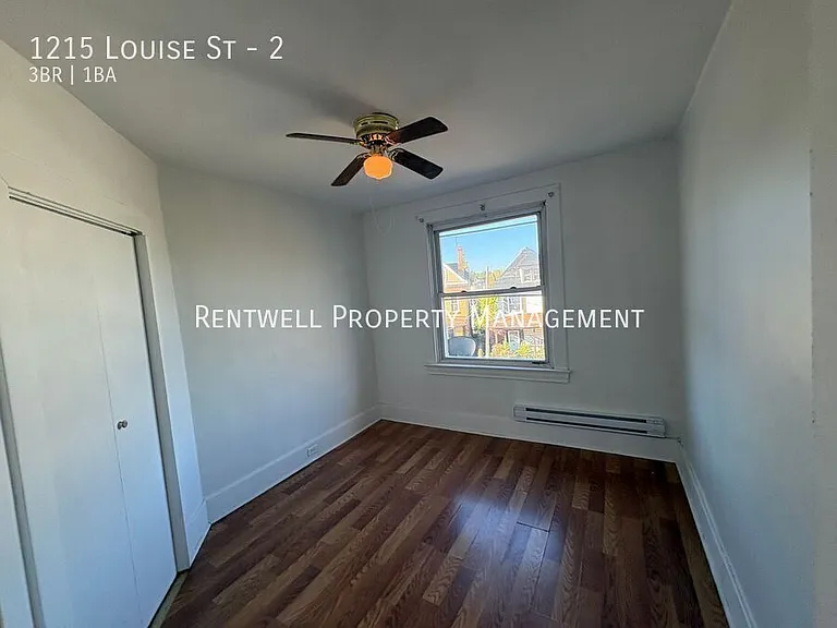 1215 Louise St #2 — Photo 9