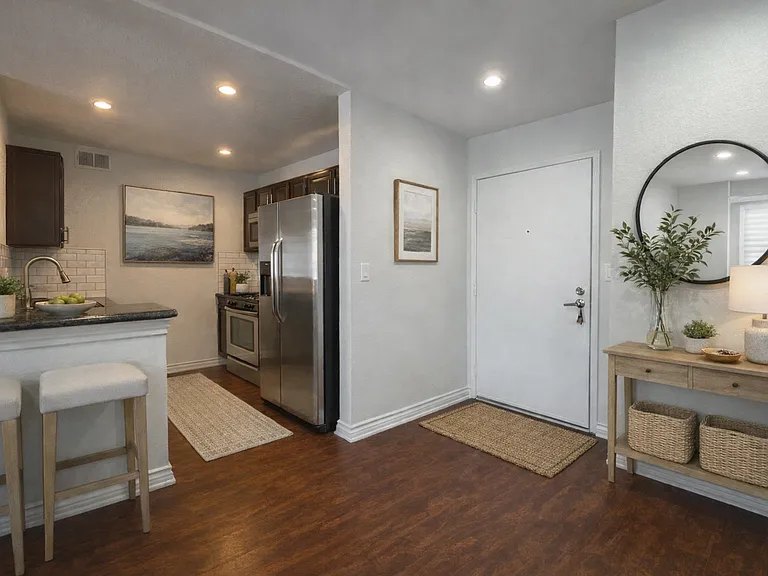 2330 North Cahuenga, LP — Photo 24