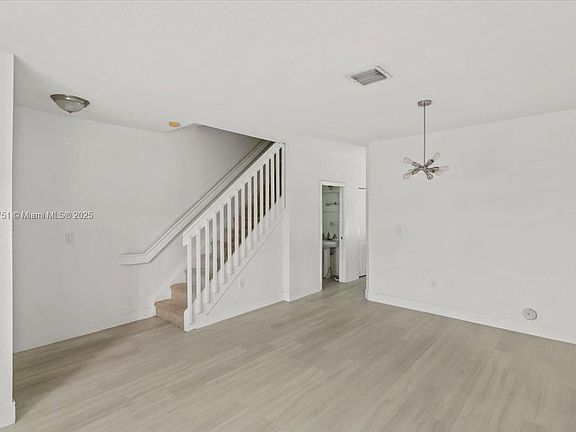 4th image of 5731 NW 114th Ave