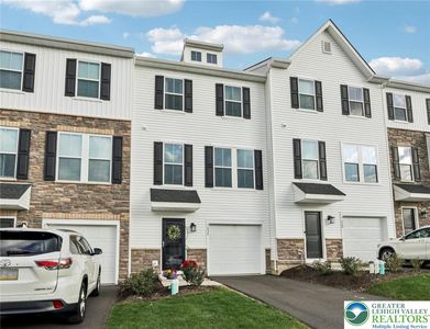 7626 Clayton Ave, Coopersburg, PA, 18036