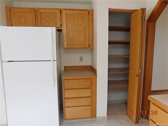 3rd image of 5605 Thornbury Dr SE