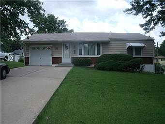 2nd image of 4300 Maggie Ln