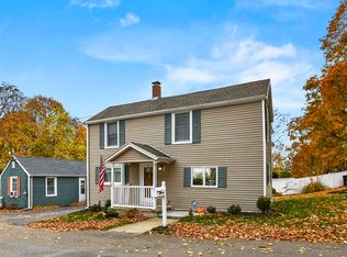 31 James St, Woburn, MA 01801