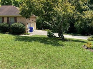 101 Connors Pl, Oak Ridge, TN 37830