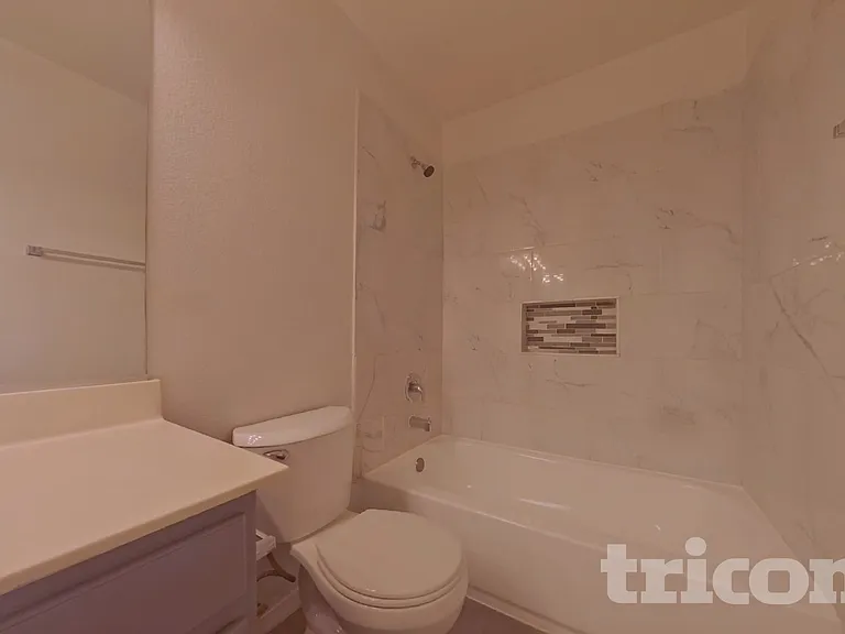 14 N 126th Ave — Photo 12