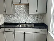 Welcome Home 2-Bedroom, 1-Bathroom Second-Floor Unit (October Availability) — photo 4