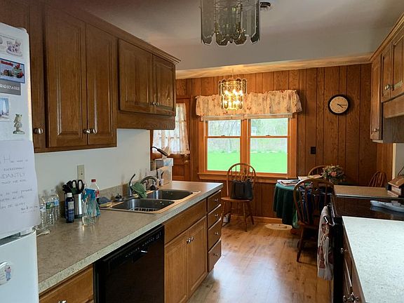 5th image of 153 Catalpa Dr